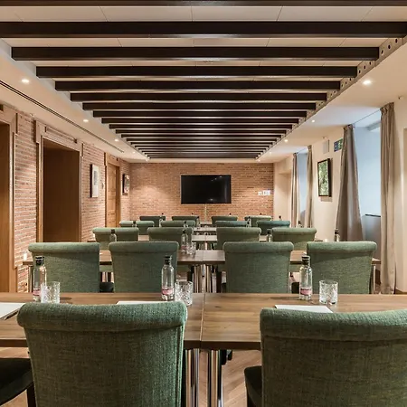 Hotel Palacio Solecio, A Small Luxury Of The World