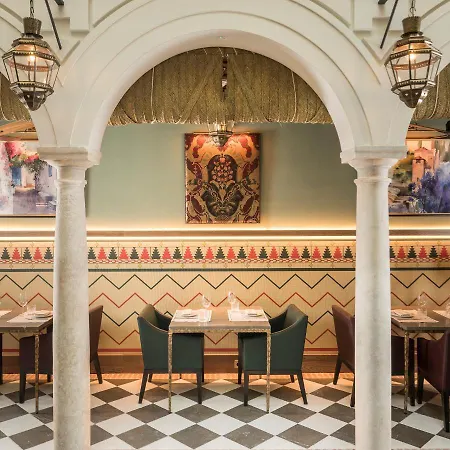 Hotel Palacio Solecio, A Small Luxury Of The World