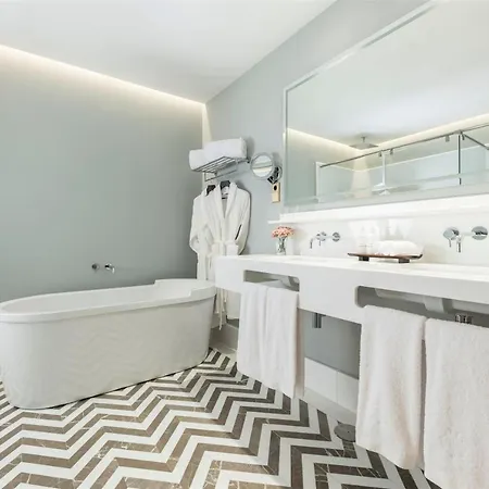 Palacio Solecio, A Small Luxury Of The World Málaga