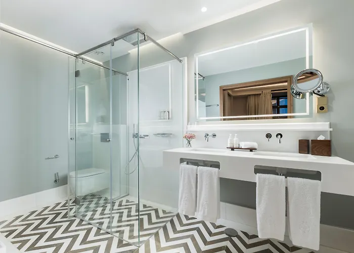 Hotel Palacio Solecio, A Small Luxury Of The World Málaga