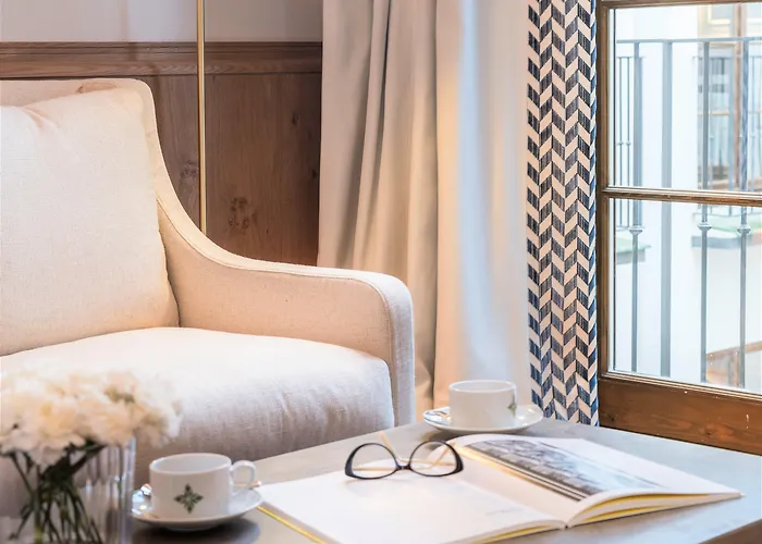 Hotel Palacio Solecio, A Small Luxury Of The World 4*