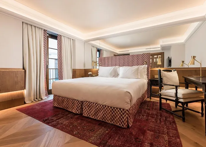 Hotel Palacio Solecio, A Small Luxury Of The World Málaga