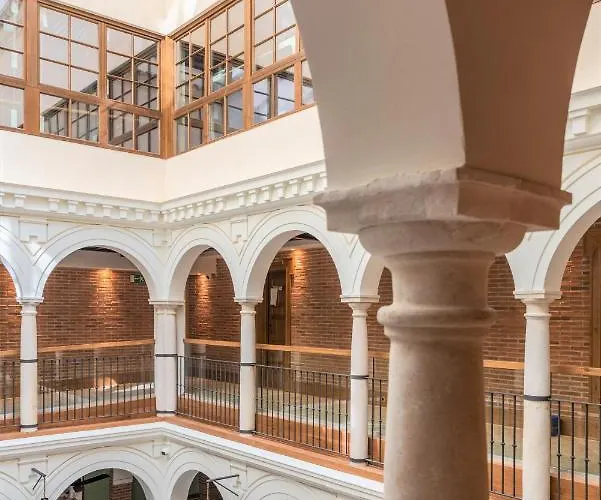 Hotel Palacio Solecio, A Small Luxury Of The World 4*