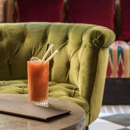 Hotel Palacio Solecio, A Small Luxury Of The World