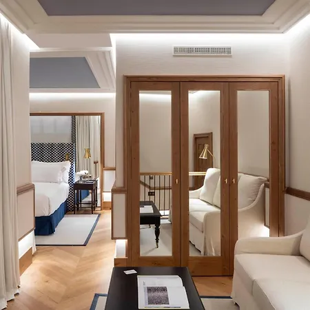 Hotel Palacio Solecio, A Small Luxury Of The World