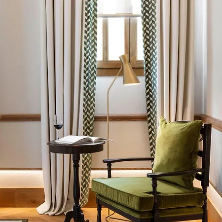 Hotel Palacio Solecio, A Small Luxury Of The World 4*