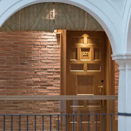 Hotel Palacio Solecio, A Small Luxury Of The World